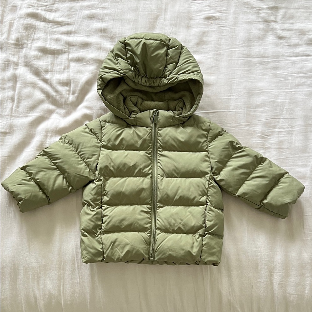 Uniqlo Puffer Jacket with Hood